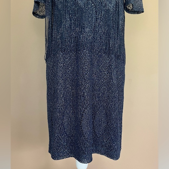 {Jessica Howard} Short Sleeve Cocktail Dress with Metallic Thread & Fringe - 8P - Picture 3 of 13